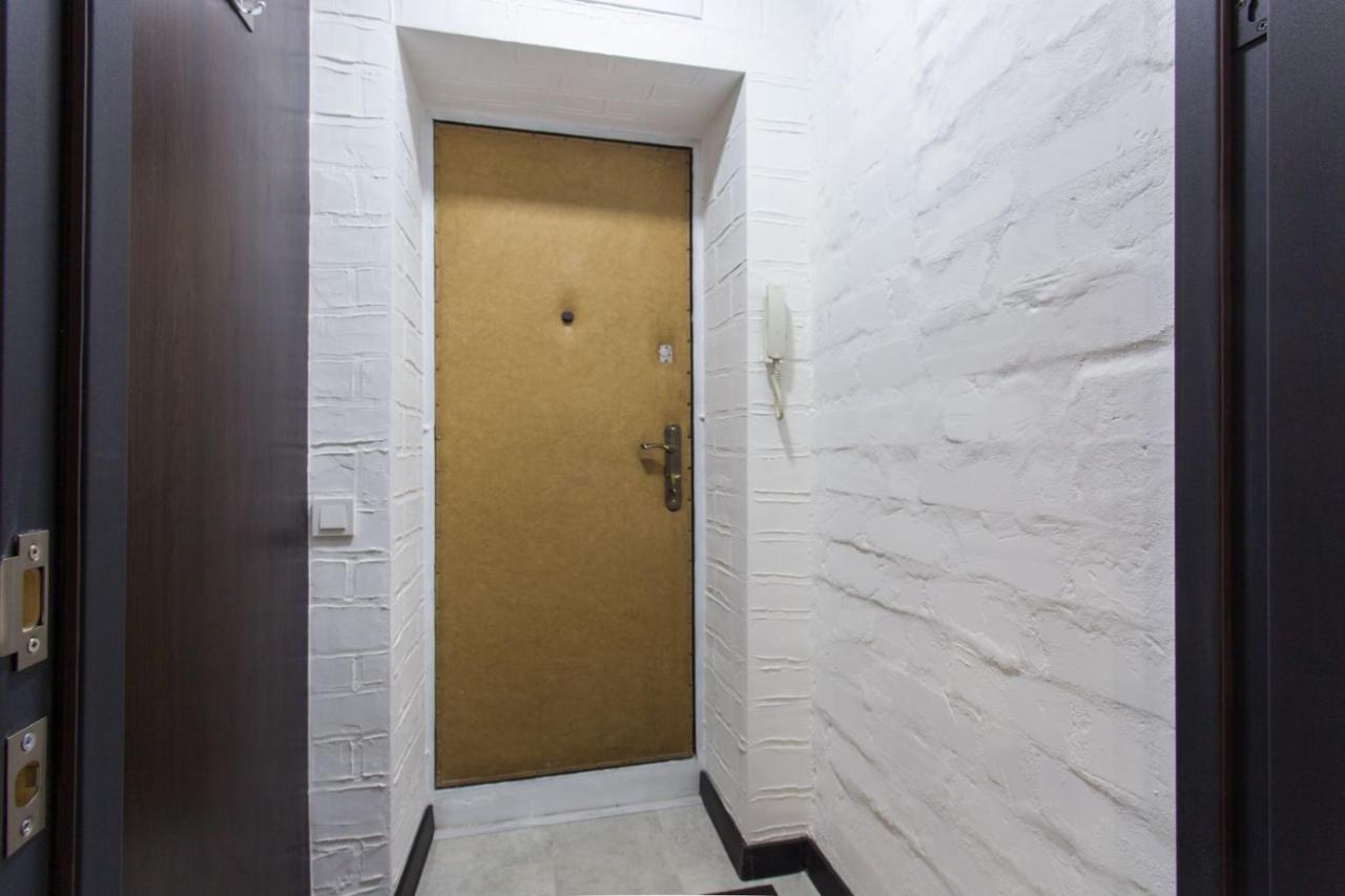 Apartment On 23 Serpnya Kharkiv Eksteriør billede
