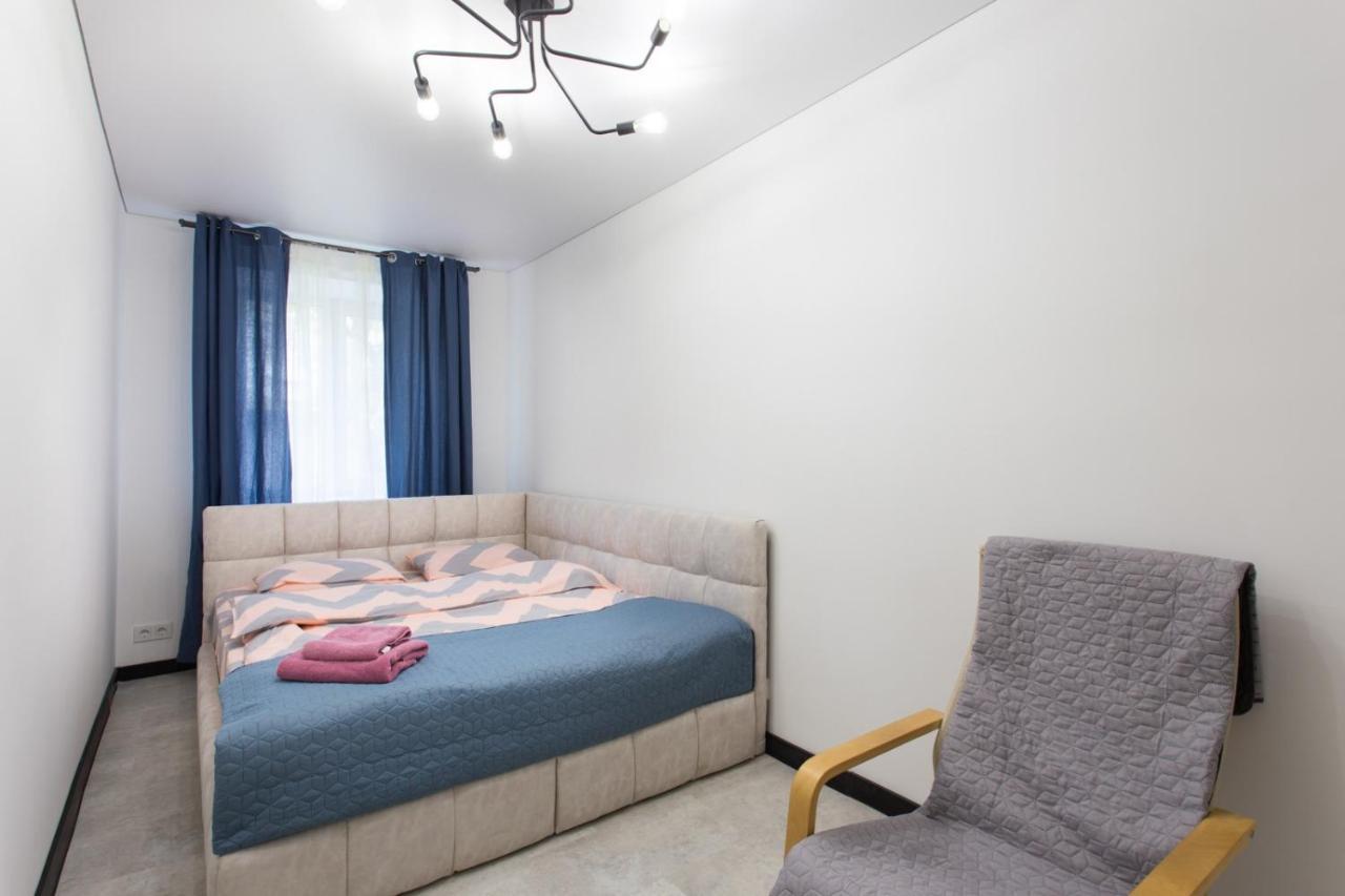 Apartment On 23 Serpnya Kharkiv Eksteriør billede